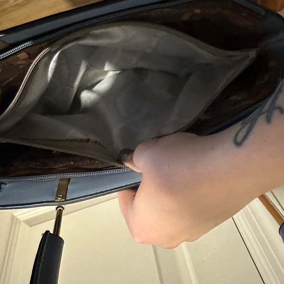 Blue Purse - Picture 5 of 6